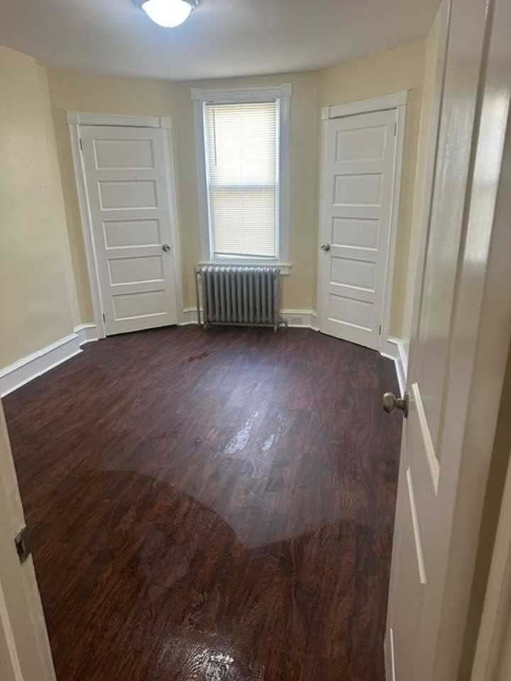 17 E 24th St - Photo 7 of 12