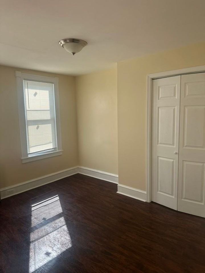17 E 24th St - Photo 2 of 12