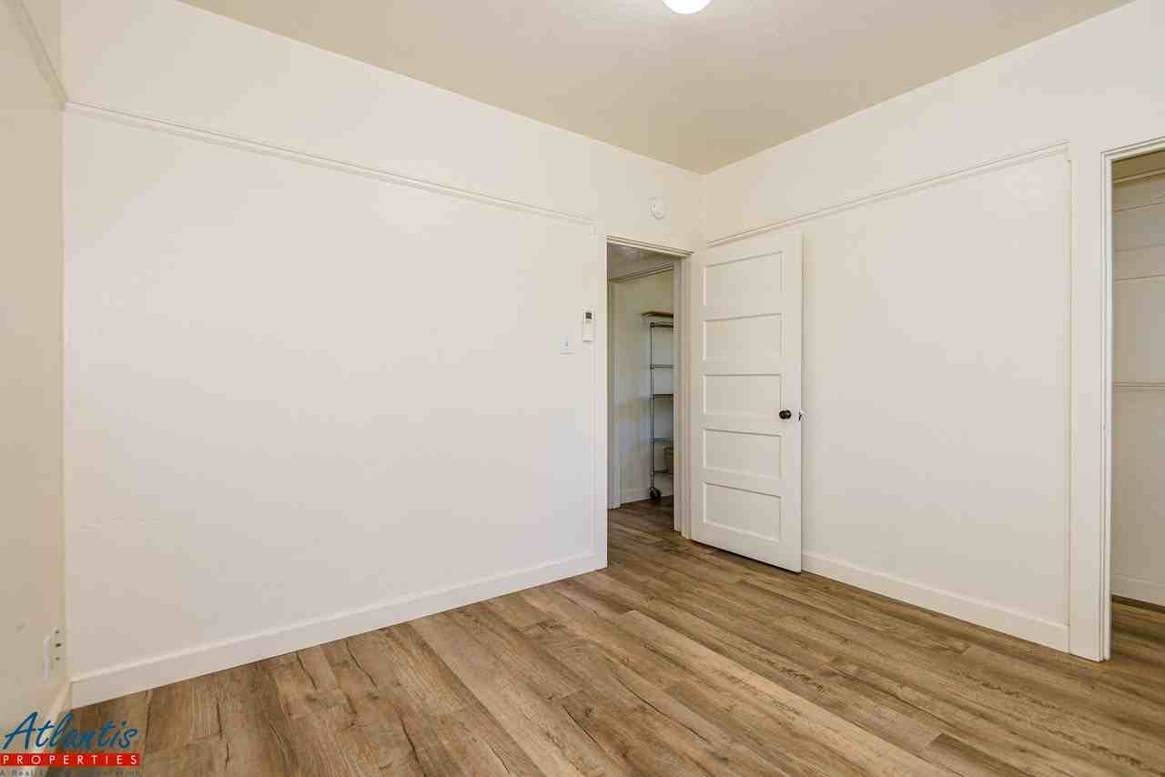 428 University Ave - Photo 6 of 18