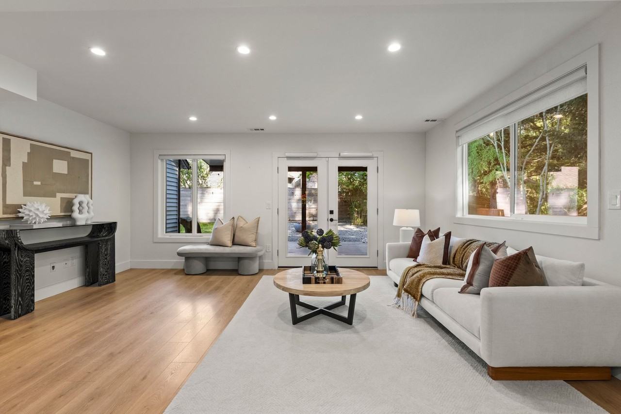 14824 104th Ave Ne - Photo 4 of 32