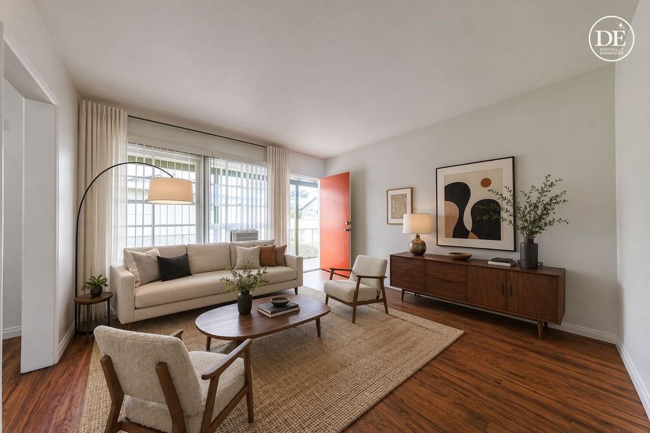 650 W. Wilson Ave - Photo 3 of 10