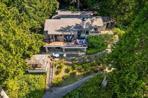 featured image of 1385 E Ludlow Ridge Rd