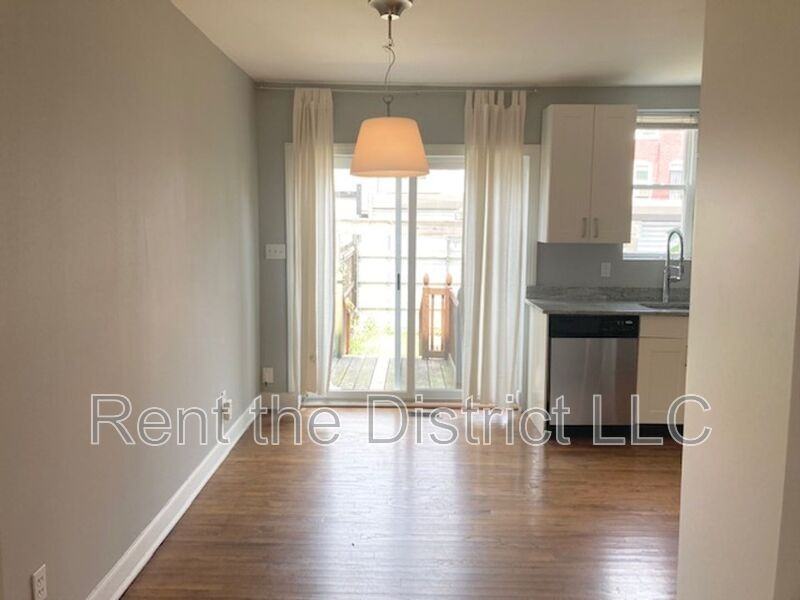 624 Orleans Pl Ne - Photo 5 of 25