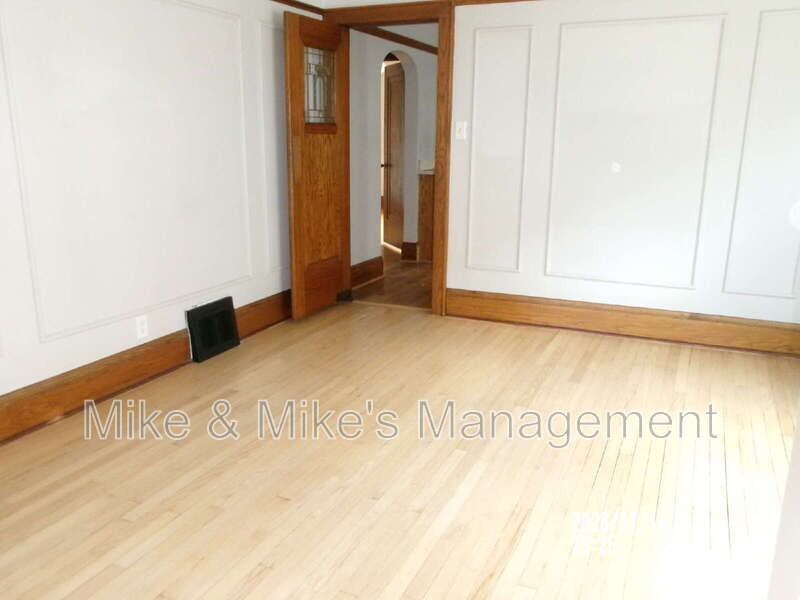 2124 N 60th St - Photo 3 of 19