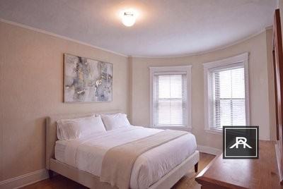 1803 Beacon St #3 - Photo 4 of 10