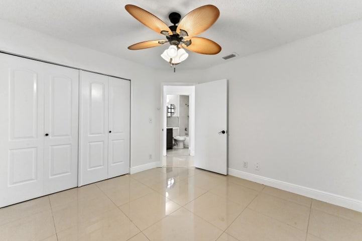 5421 Helene Circle - Photo 7 of 8
