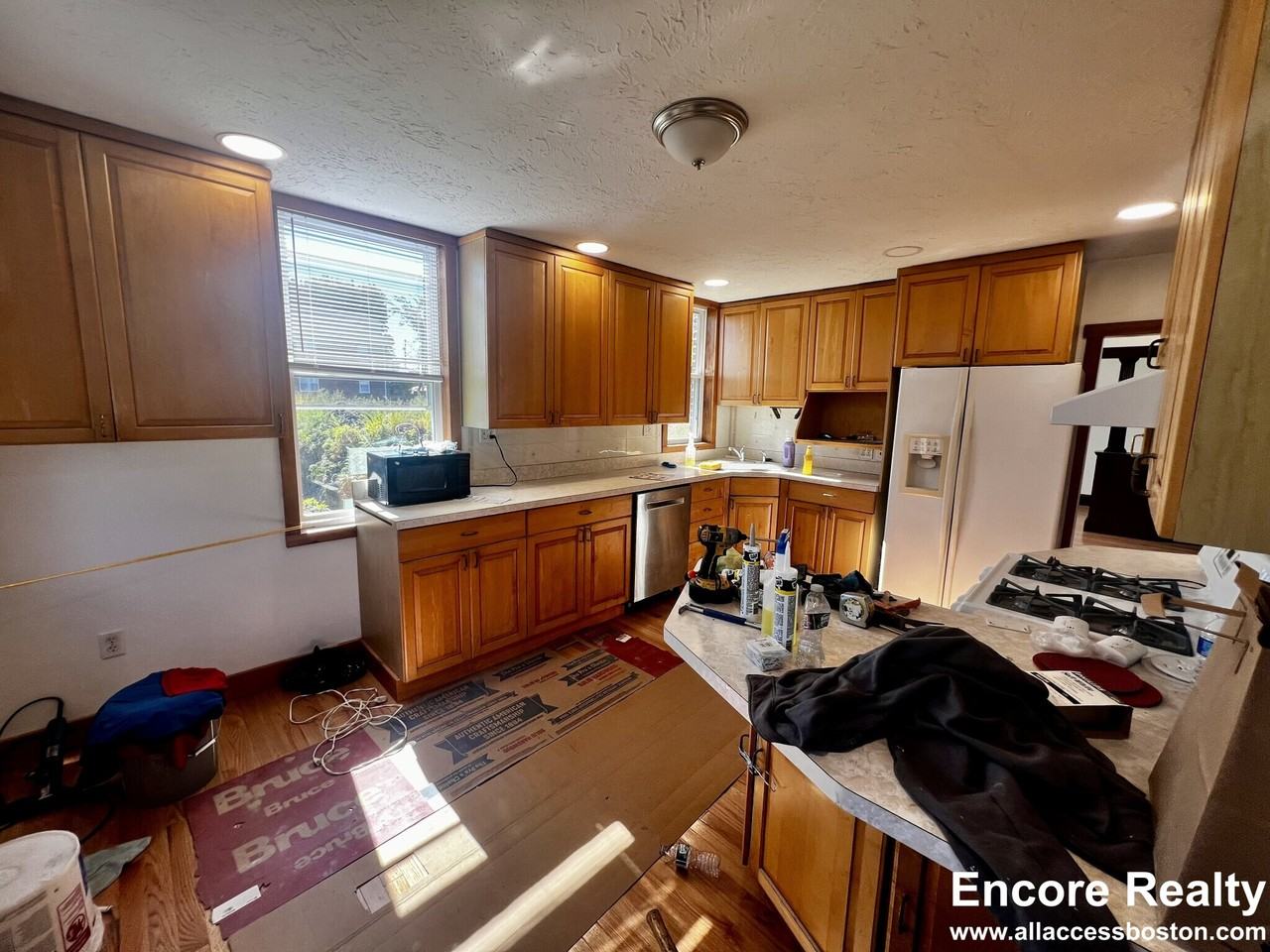 169 Campbell Ave #3 - Photo 6 of 23