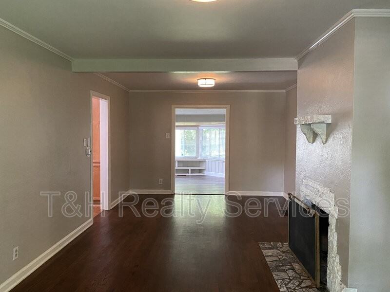 5942 Haverford Ave - Photo 4 of 20