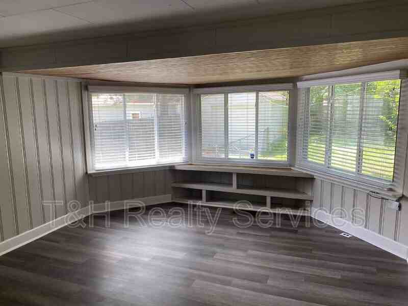 5942 Haverford Ave - Photo 6 of 20