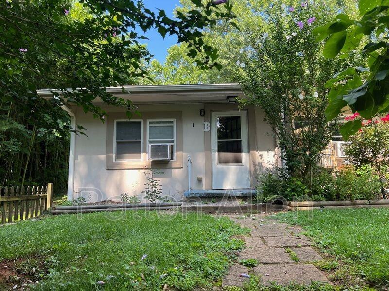 10 Miller Rd E #B - Photo 2 of 15