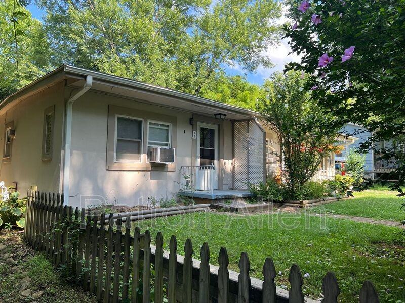 10 Miller Rd E #B - Photo 3 of 15