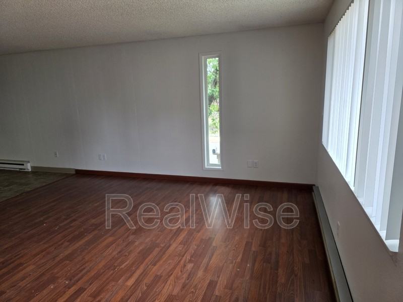 3009 M St - Photo 2 of 11