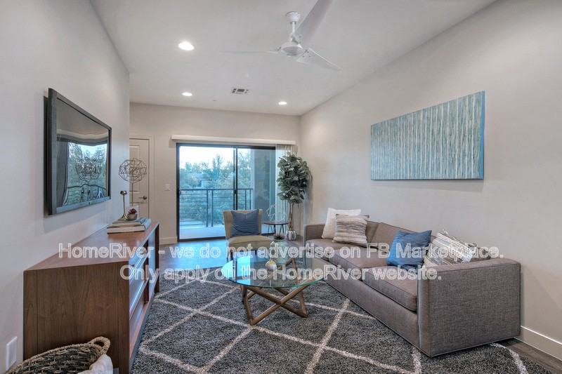 1000 W 5th St #1010 - Photo 3 of 31