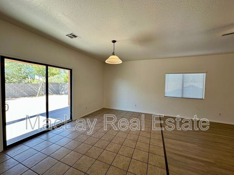 1308 W Fremont Rd - Photo 4 of 19