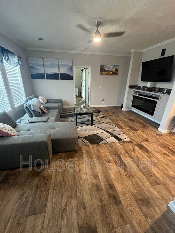 21 Bis Bailey Way - Photo 4 of 20