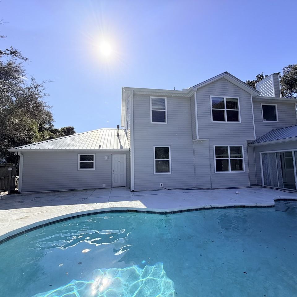 123 Seabreeze Cir #NA - Photo 2 of 40