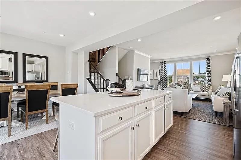 3000 Olivetre Dr #1 - Photo 7 of 28
