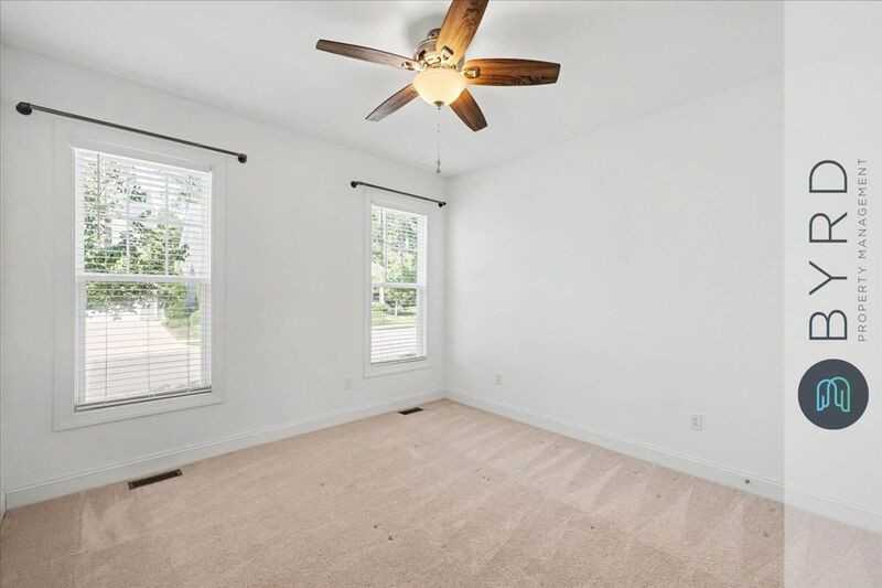 9001 Sharpe Ct - Photo 7 of 34