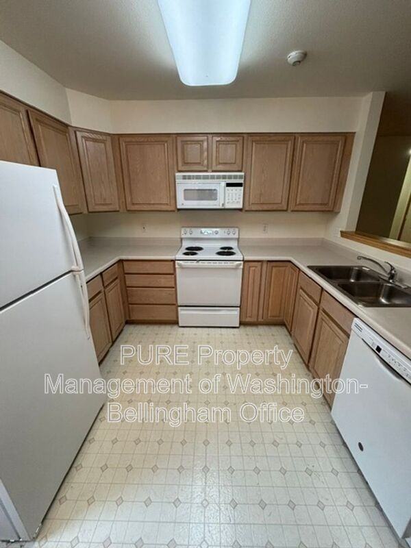 655 W Horton Rd #240 - Photo 4 of 16