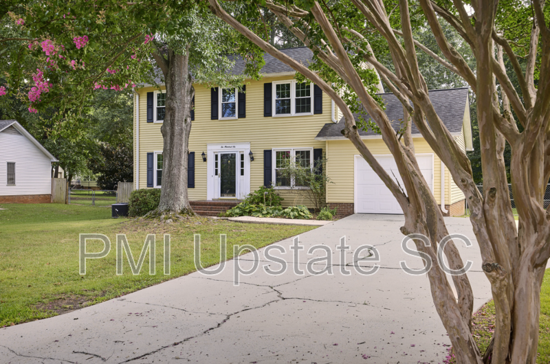 206 Manassas Dr - Photo 4 of 31