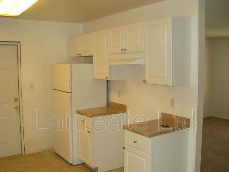 11536 E Center Dr - Photo 3 of 5