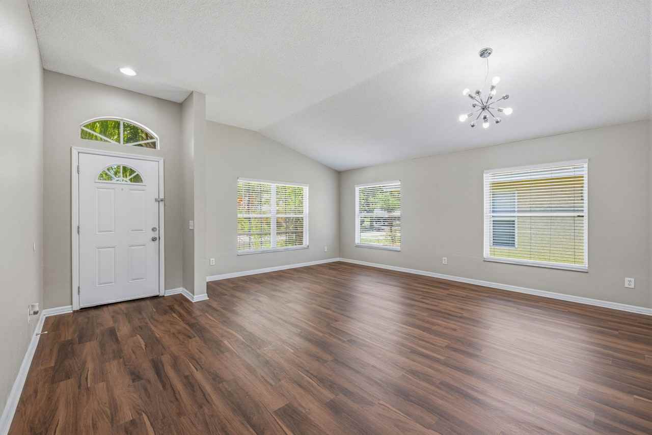 4505 Wild Plum Ln - Photo 4 of 24