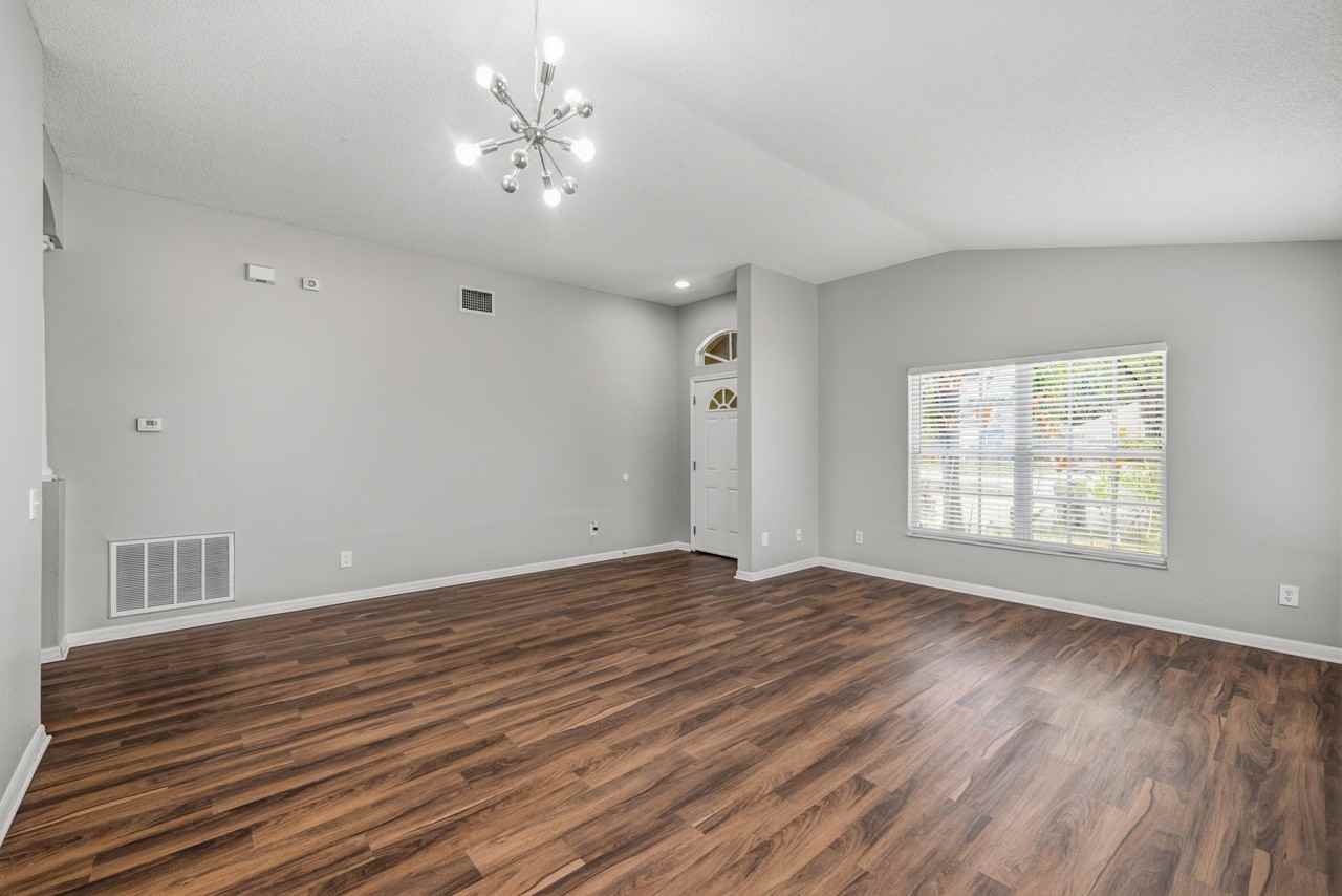 4505 Wild Plum Ln - Photo 6 of 24