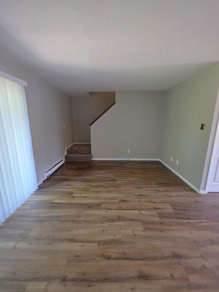 333 Odanah Ave #4C - Photo 4 of 22