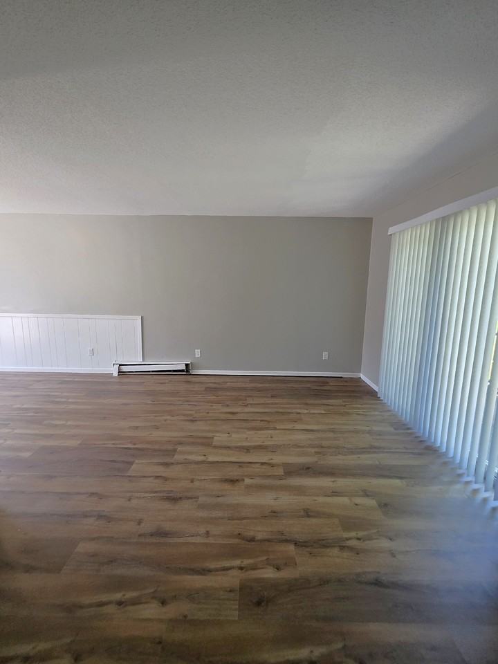 333 Odanah Ave #4C - Photo 6 of 22