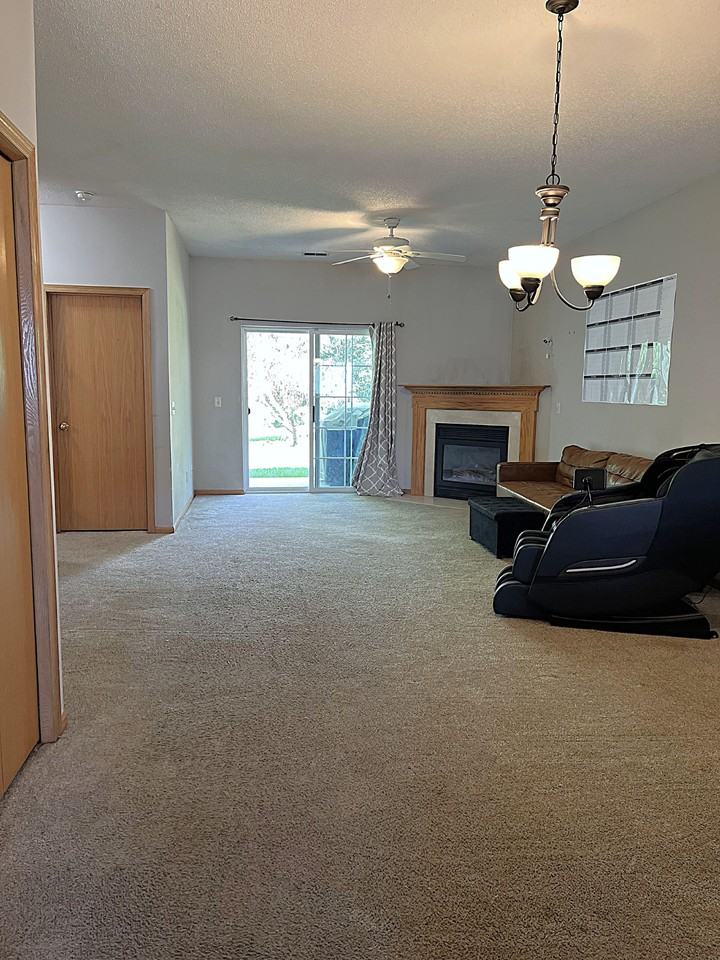 2852 Brewers Ln - Photo 3 of 19
