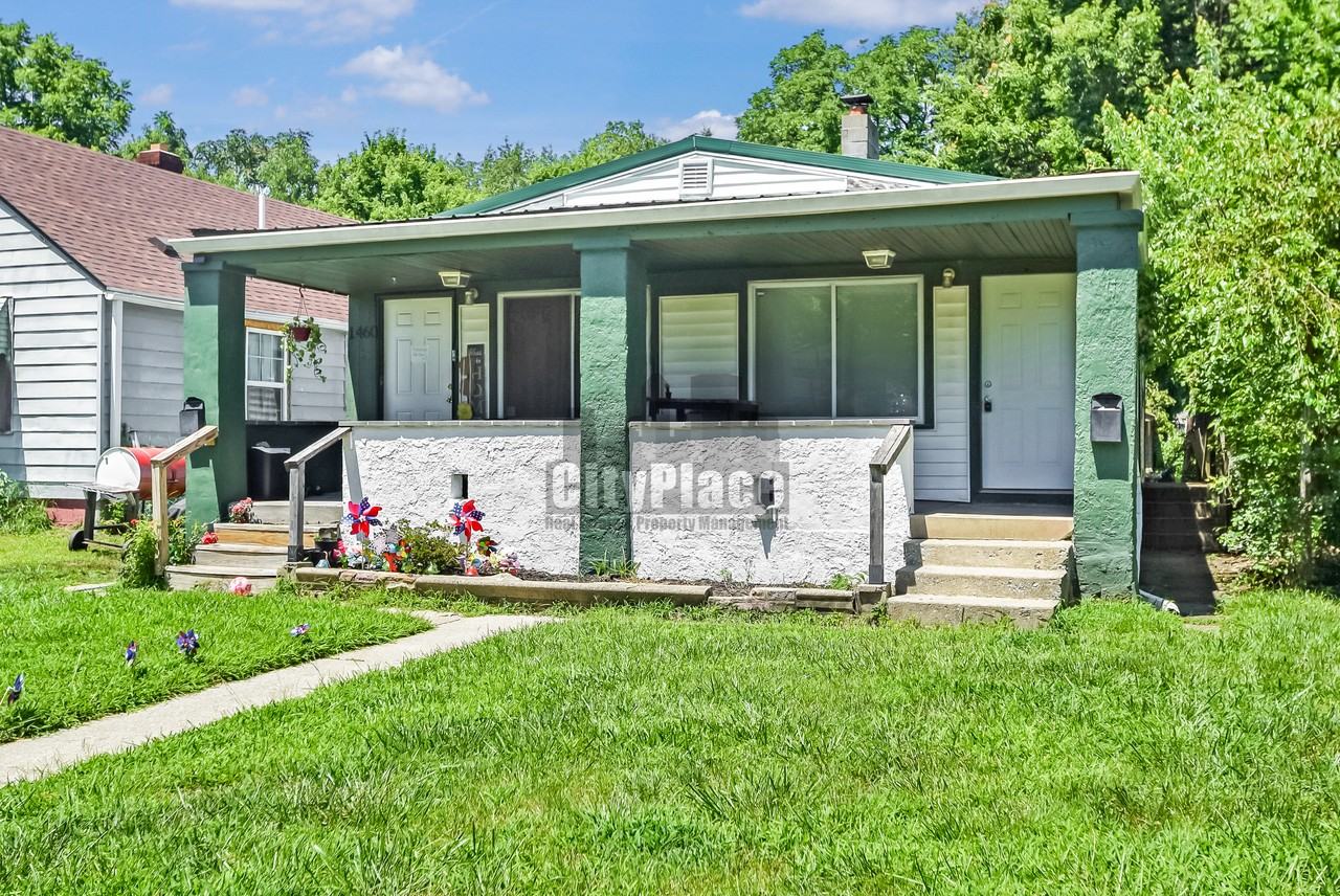 1458 Congress Ave - Photo 4 of 20