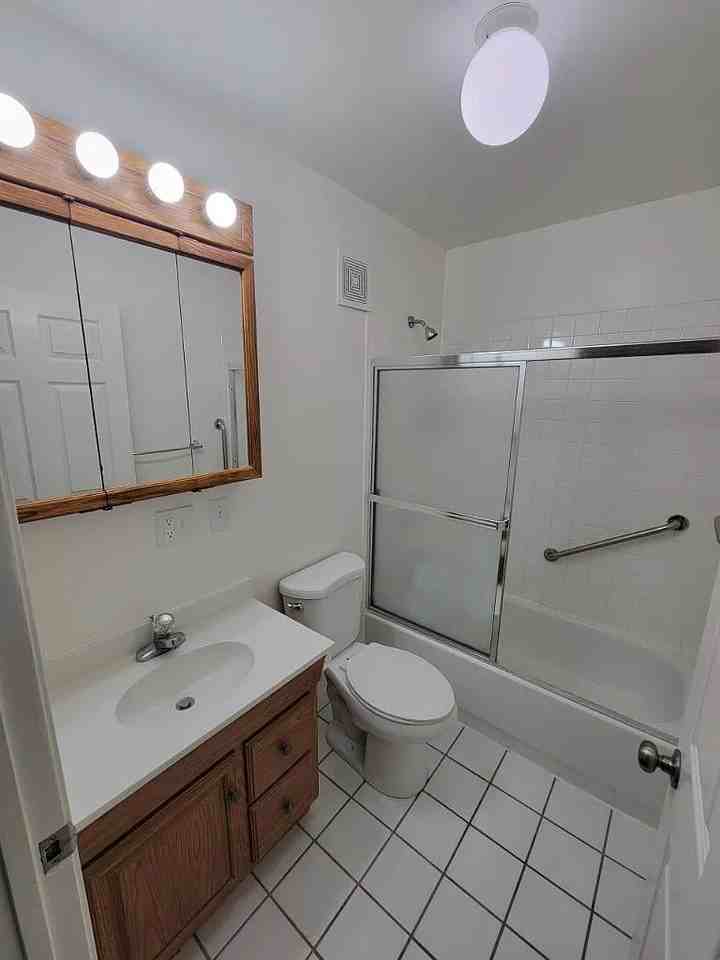 1339 48th Ave - Photo 7 of 9