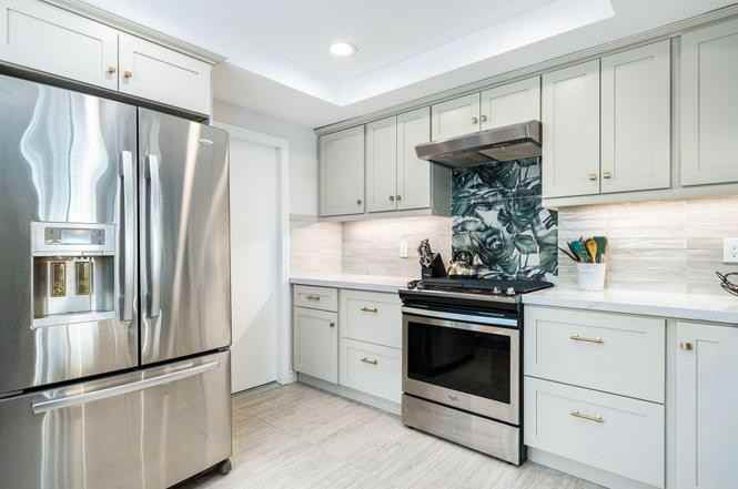 1654 Fairway Cir - Photo 3 of 12