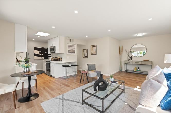 1595 Lago St - Photo 2 of 12