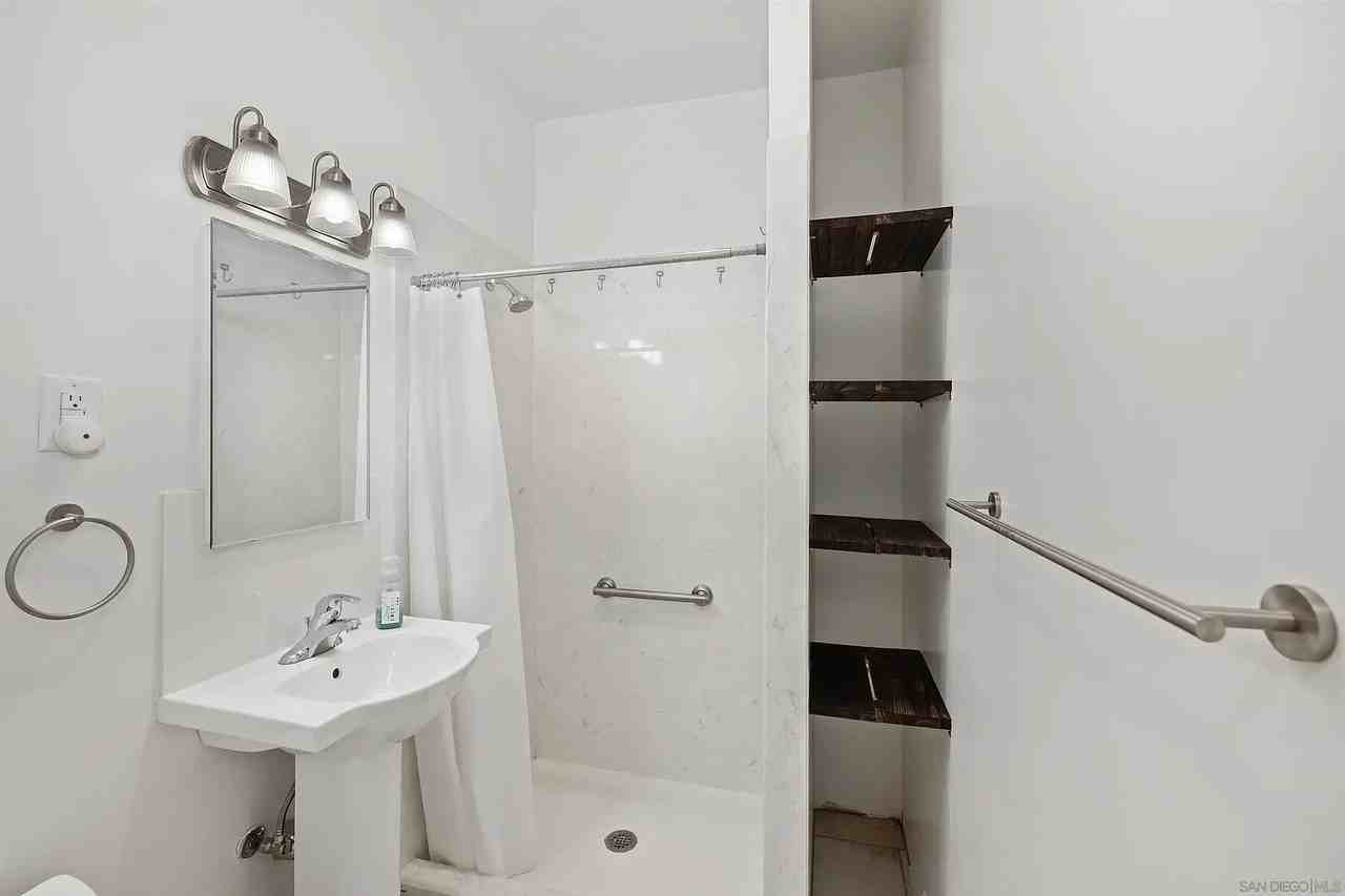 415 Gravilla St #11 - Photo 6 of 16