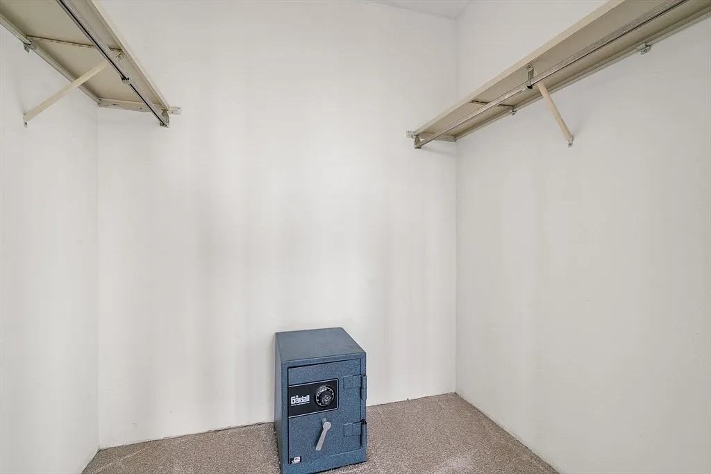 1731 Beacon St #706 - Photo 6 of 16