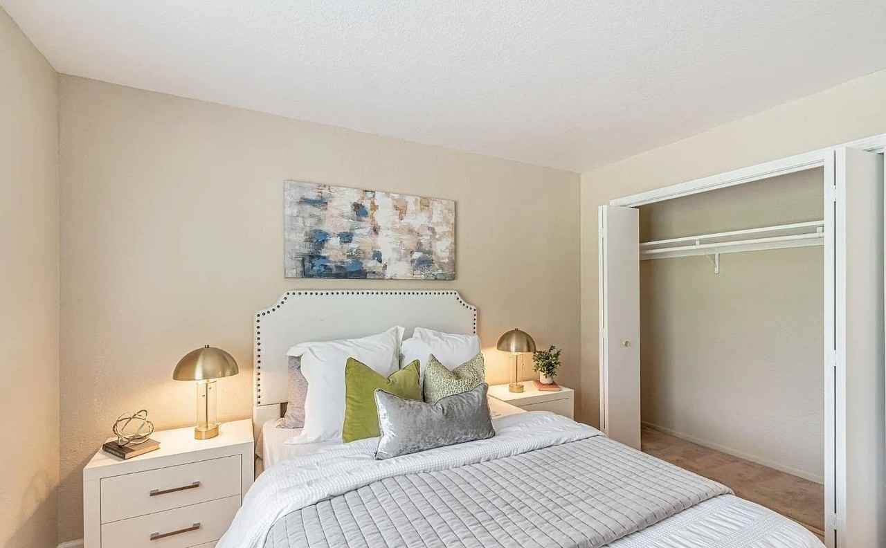 1021 San Luis Cir #614 - Photo 4 of 19