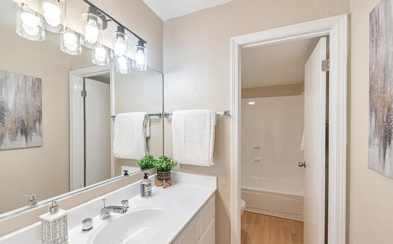 1021 San Luis Cir #614 - Photo 5 of 19