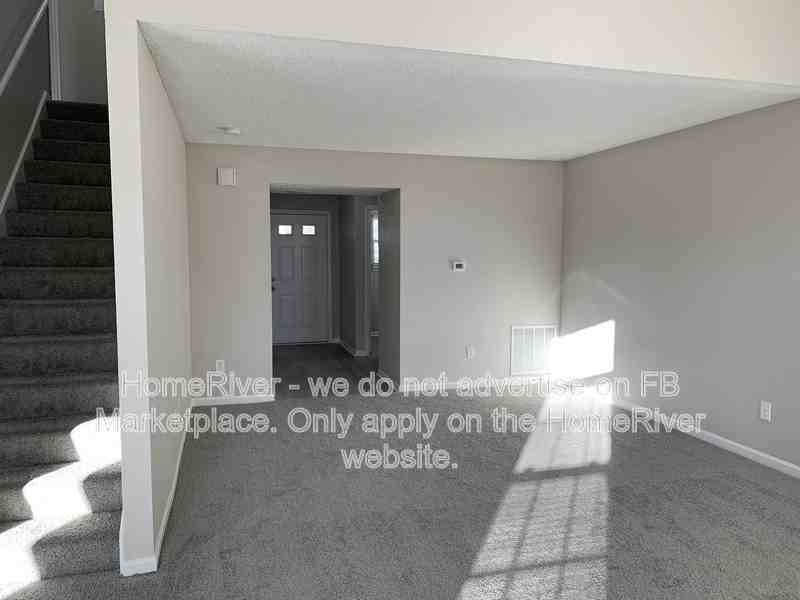 11253 Narrowleaf Dr - Photo 4 of 26