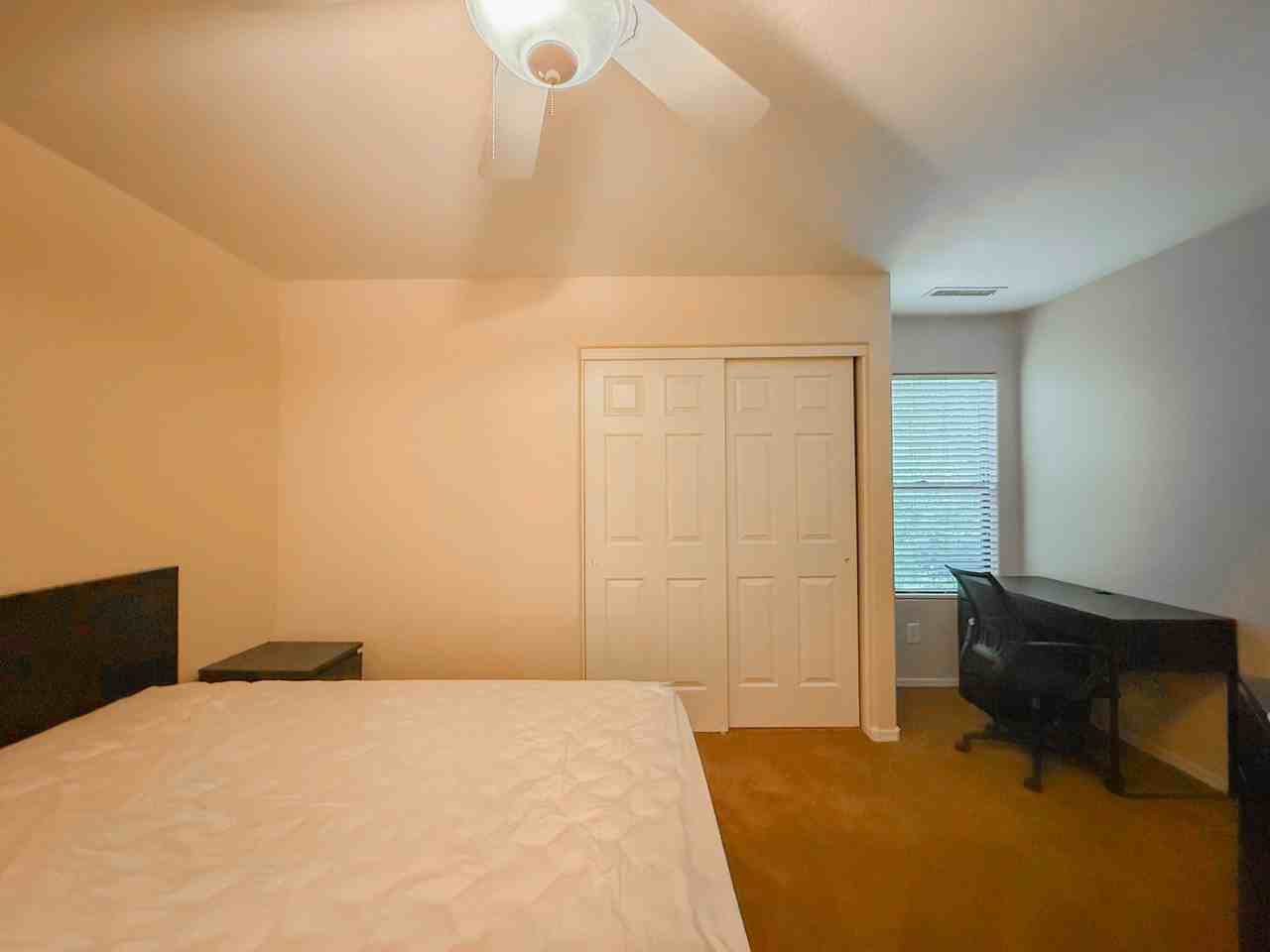 1147 Mary Dr - Photo 5 of 19