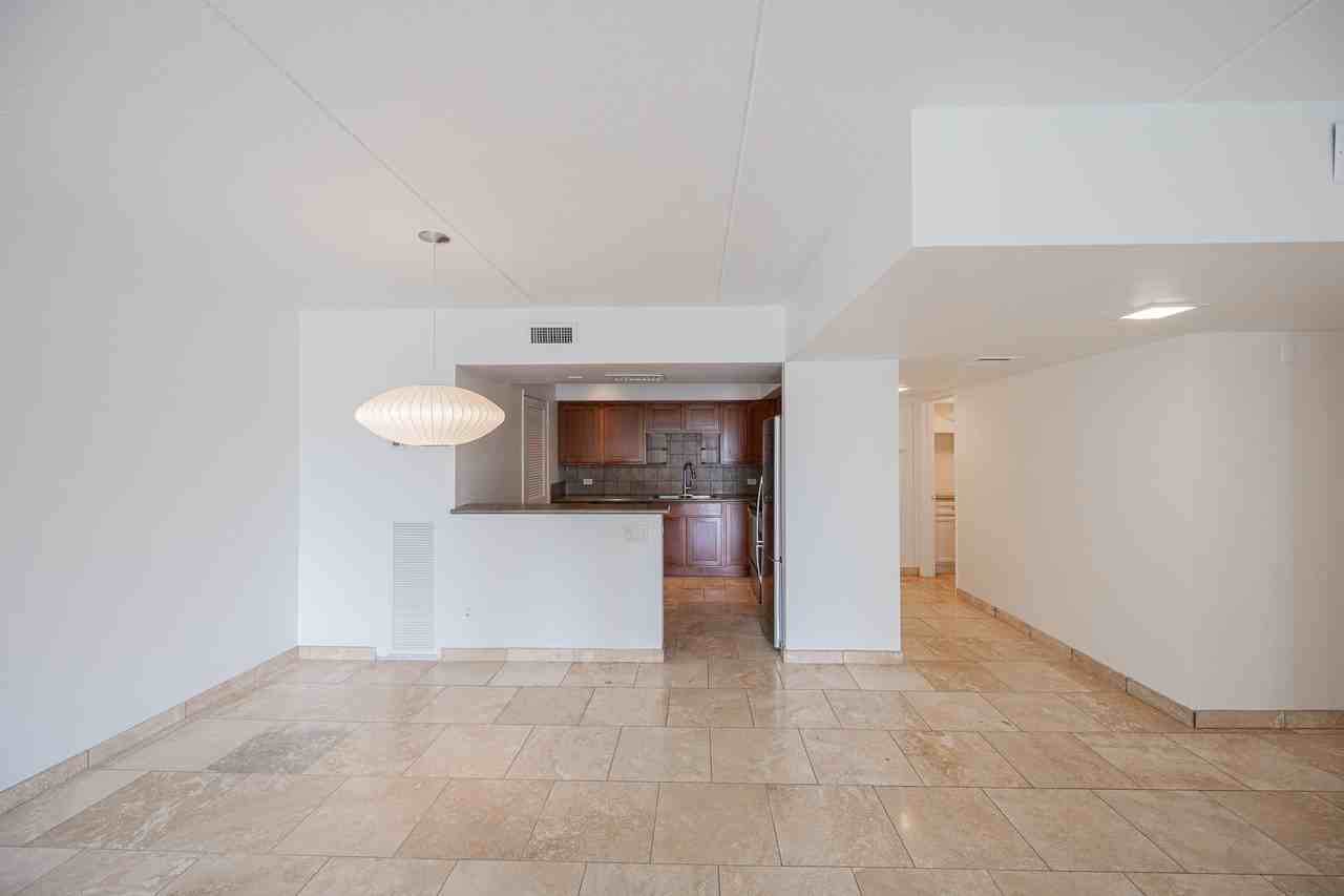 6502 N Central Ave #C103 - Photo 7 of 38
