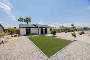 2519 W Vineyard Rd - Photo 1 of 1