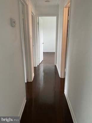 8221 Greenwich Rd - Photo 5 of 14