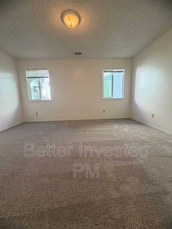 304 Cooper Ln #D - Photo 6 of 11