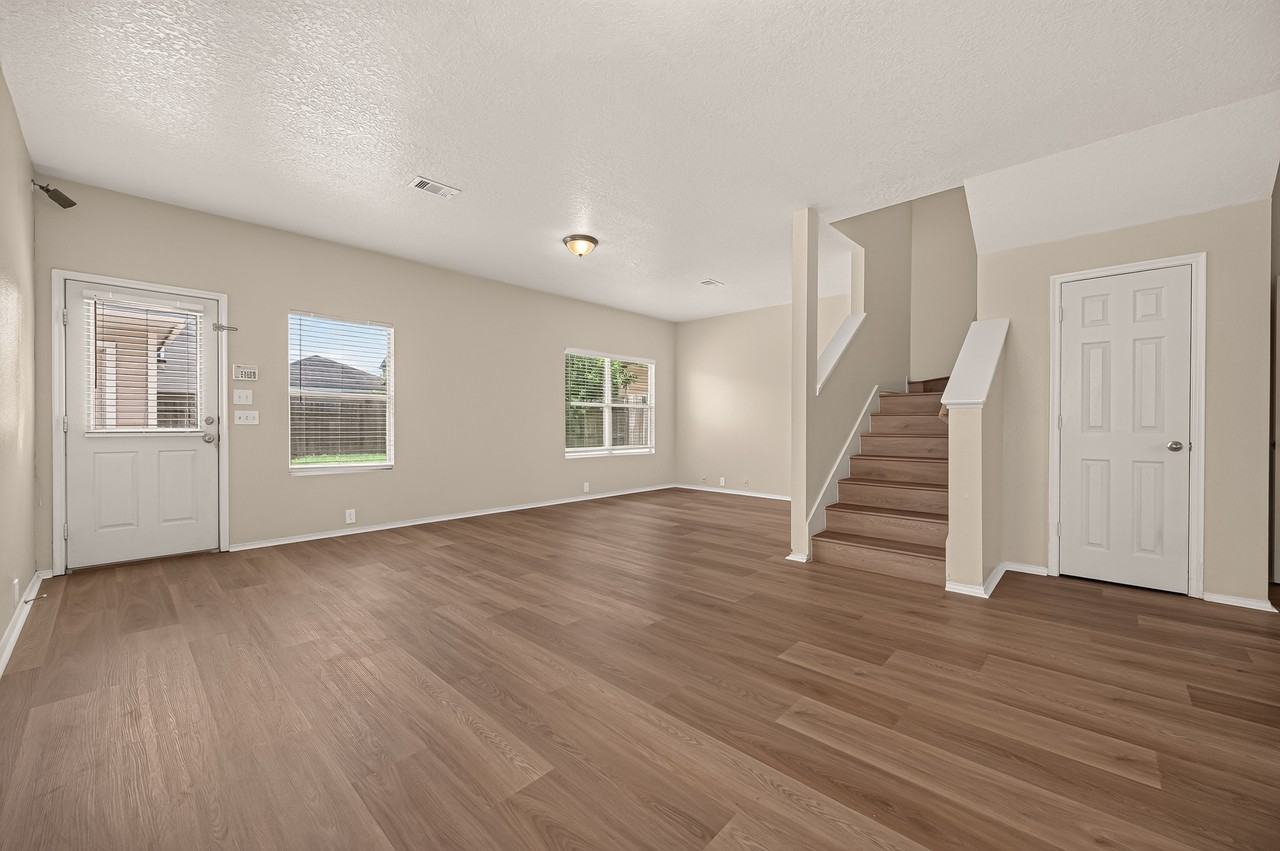 18915 S Lyford Dr - Photo 5 of 33