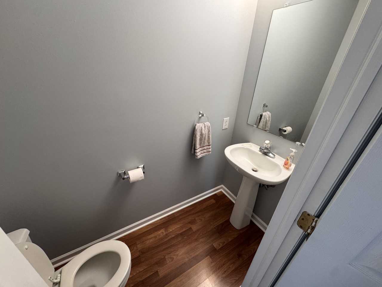 384 Oneida Dr - Photo 7 of 21