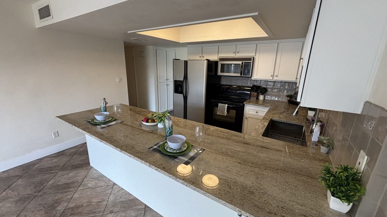 7206 N Via De Paesia - Photo 6 of 30