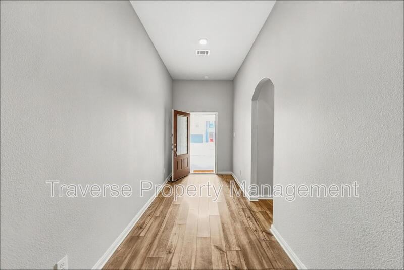 309 Bearman Dr - Photo 4 of 26