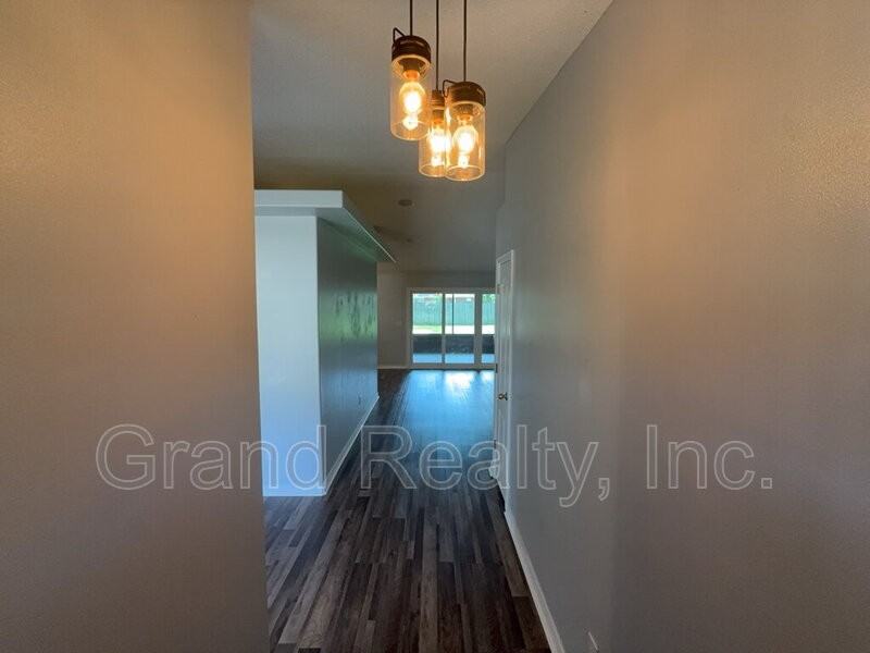 3951 Harbors Port St - Photo 2 of 30