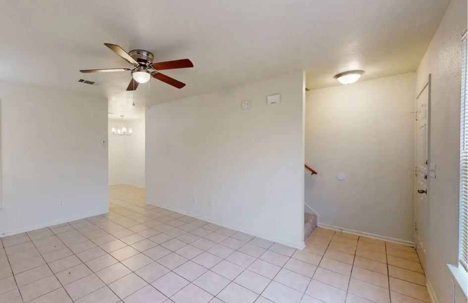 2813 Cantabrian Dr - Photo 3 of 25